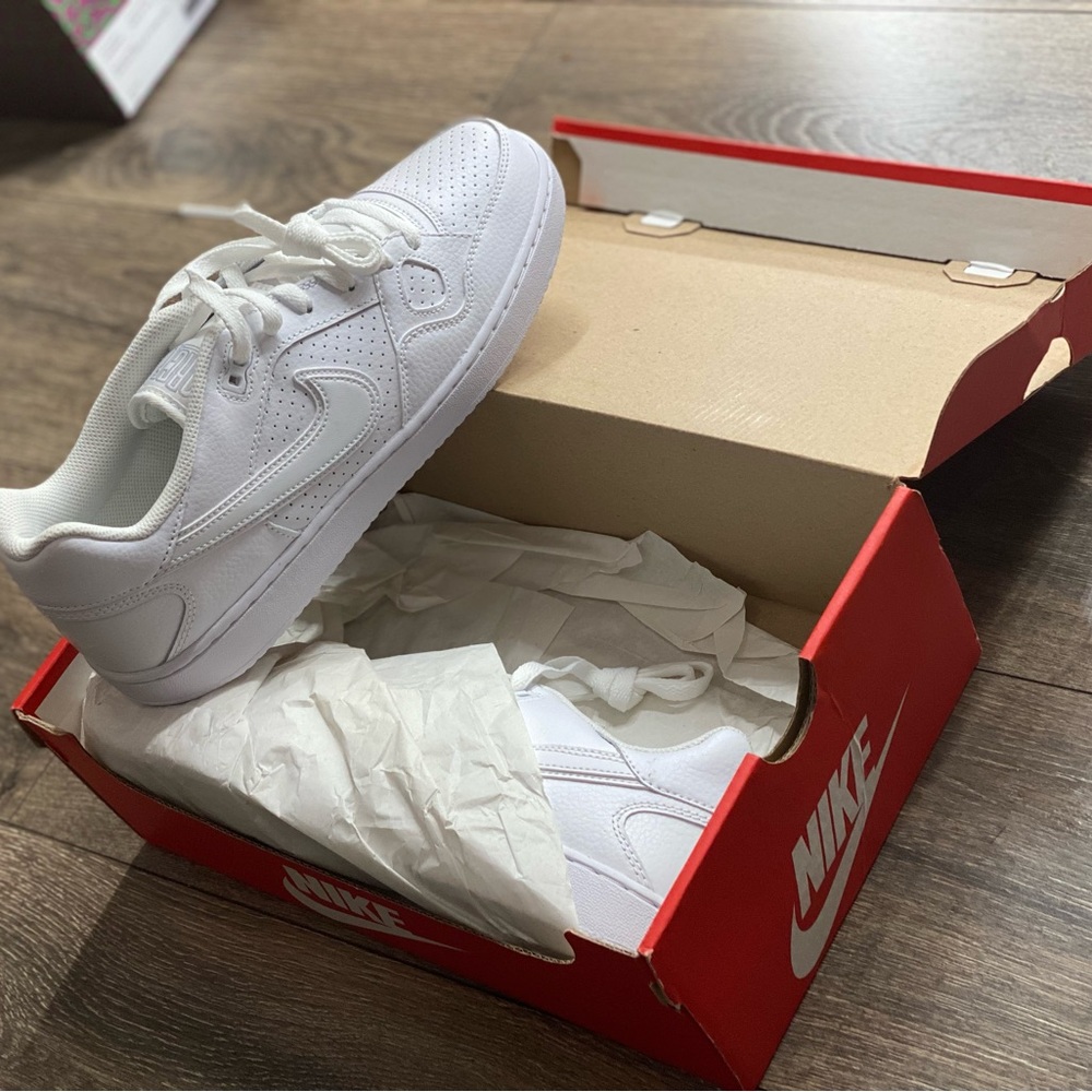Nike Son of Force